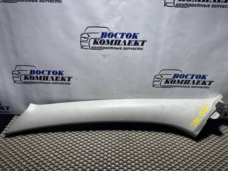 Обшивка стойки кузова Toyota Funcargo NCP20 2NZ-FE перед лев