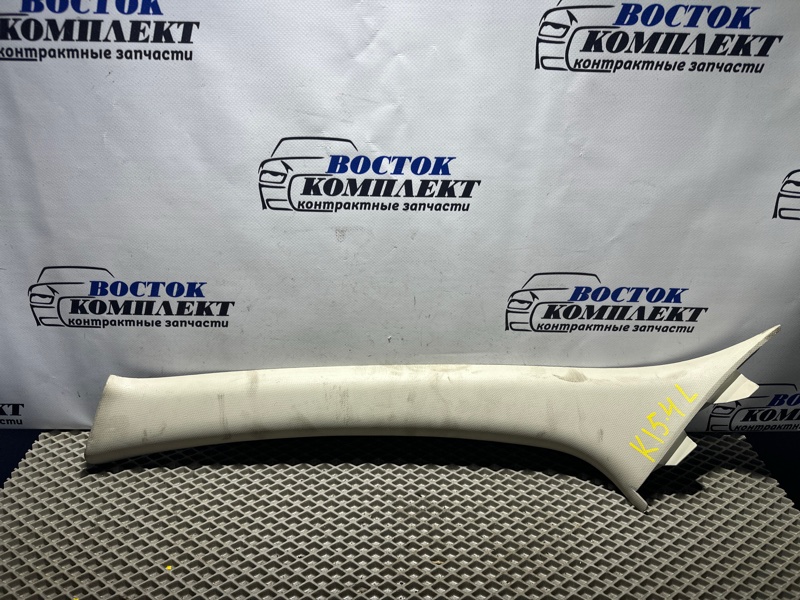 Обшивка стойки кузова Nissan March AK12 CR12DE перед лев