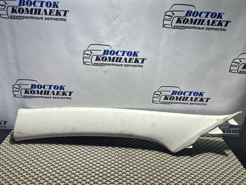 Обшивка стойки кузова Mazda Atenza 2010 GH5FW L5-VE перед лев