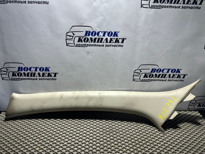 Обшивка стойки кузова Nissan March AK12 CR12DE перед лев