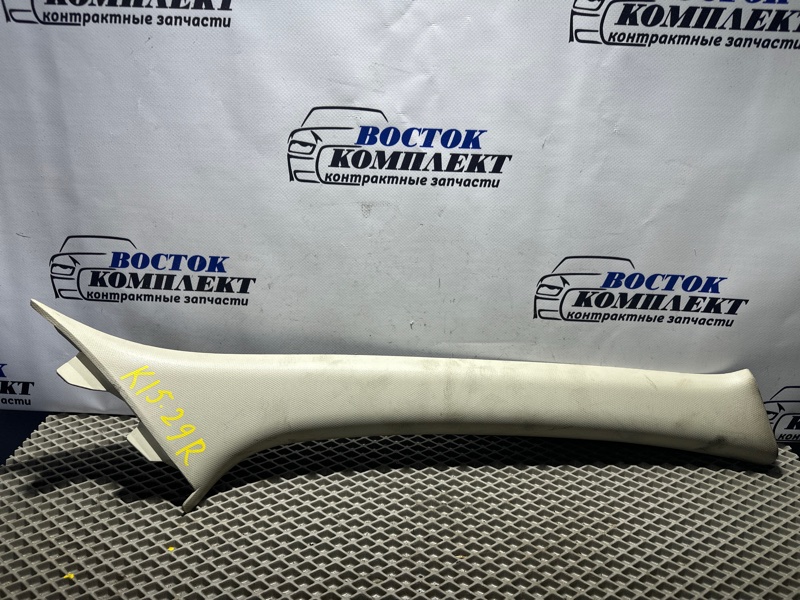 Обшивка стойки кузова Nissan March AK12 CR12DE перед прав