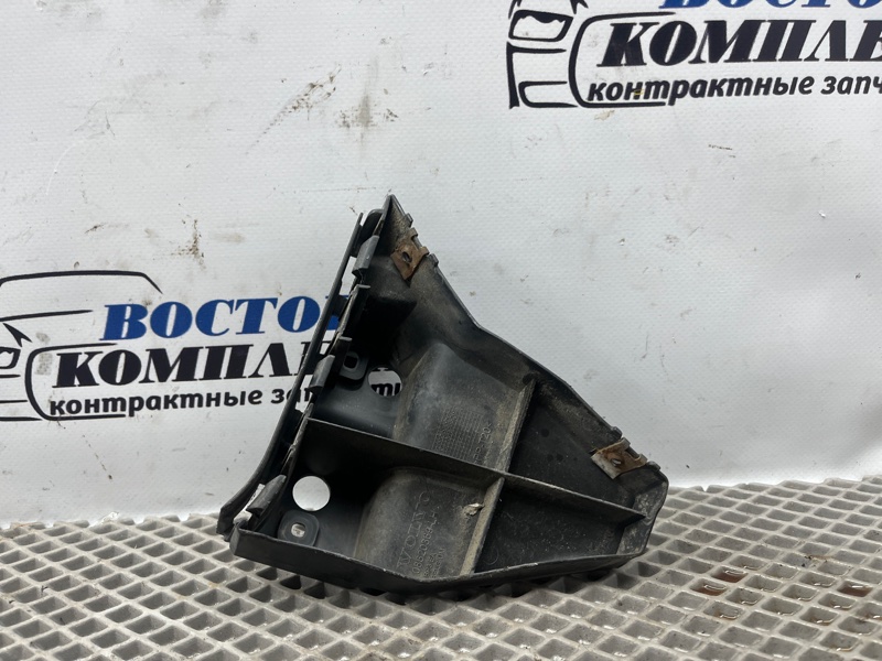 Клипса бампера Volvo C70 2008 MC66 B5244S перед лев