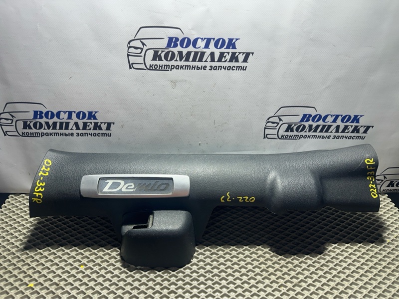 Накладка порога Mazda Demio DY5W ZY-VE перед прав