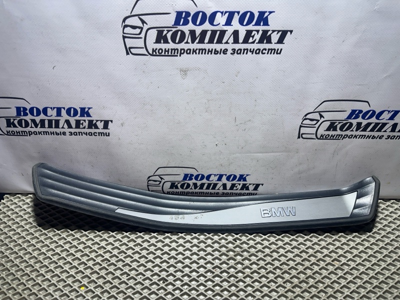 Накладка порога BMW 525I E60 M54B25 зад прав