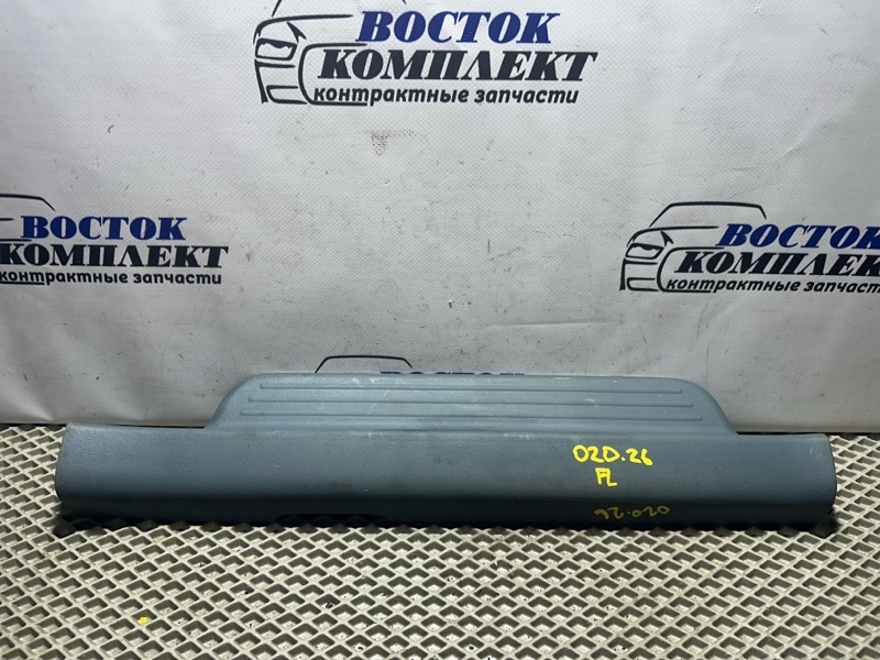 Накладка порога Toyota Vitz SCP10 1SZ-FE перед лев