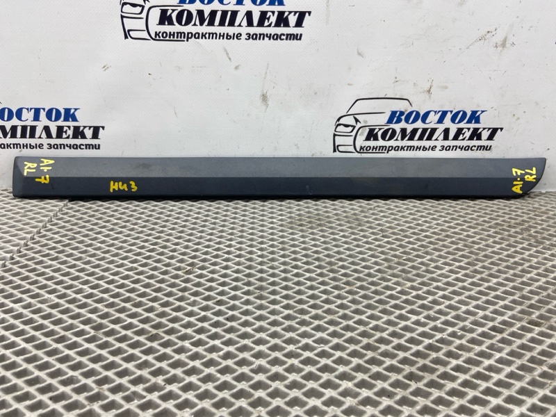 Молдинг на дверь Volvo S40 2005 MS68 B5254T3 зад лев