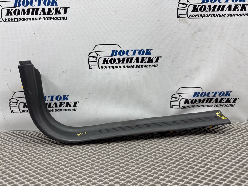 Накладка порога Volvo V50 2012 MW43 B4204S3 перед прав