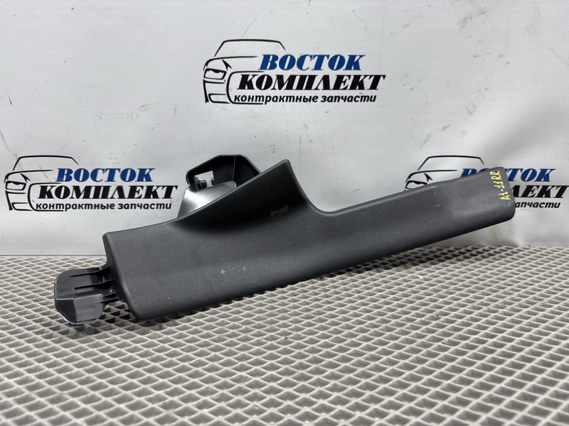 Накладка порога Volvo V60 2015 FW48 B4164T зад прав