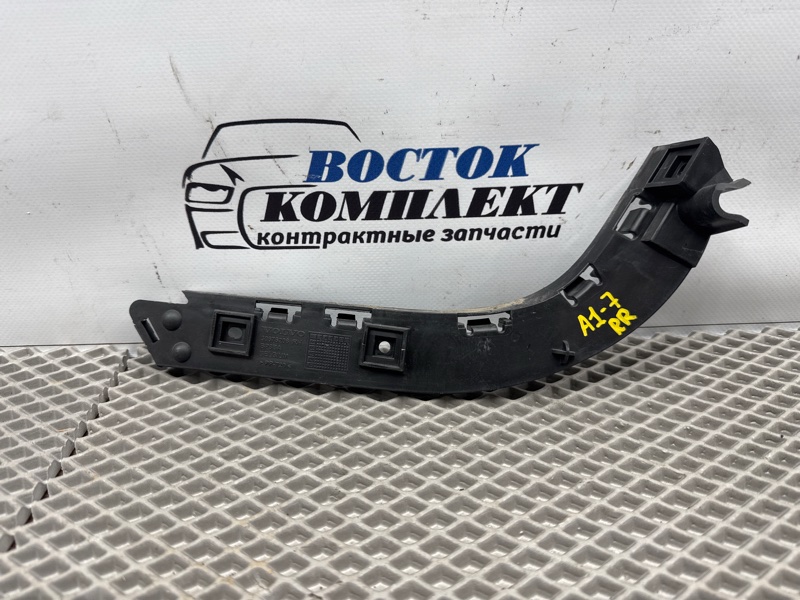 Клипса бампера Volvo S40 2005 MS68 B5254T3 зад прав