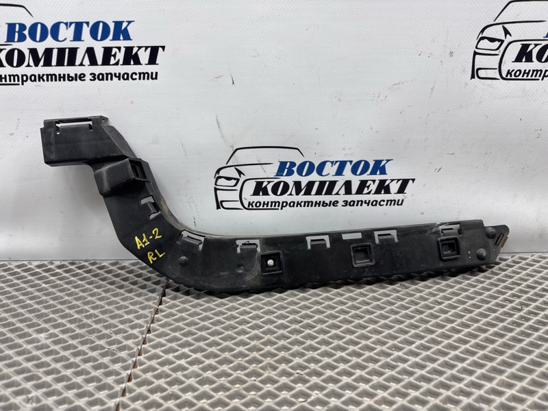 Клипса бампера Volvo V50 2012 MW43 B4204S3 зад лев