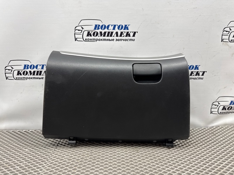 Бардачок Subaru Legacy BL5 EJ204