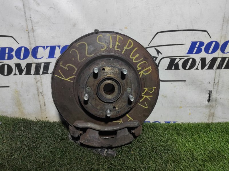 Ступица Honda Stepwgn 2010 RK1 R20A перед прав