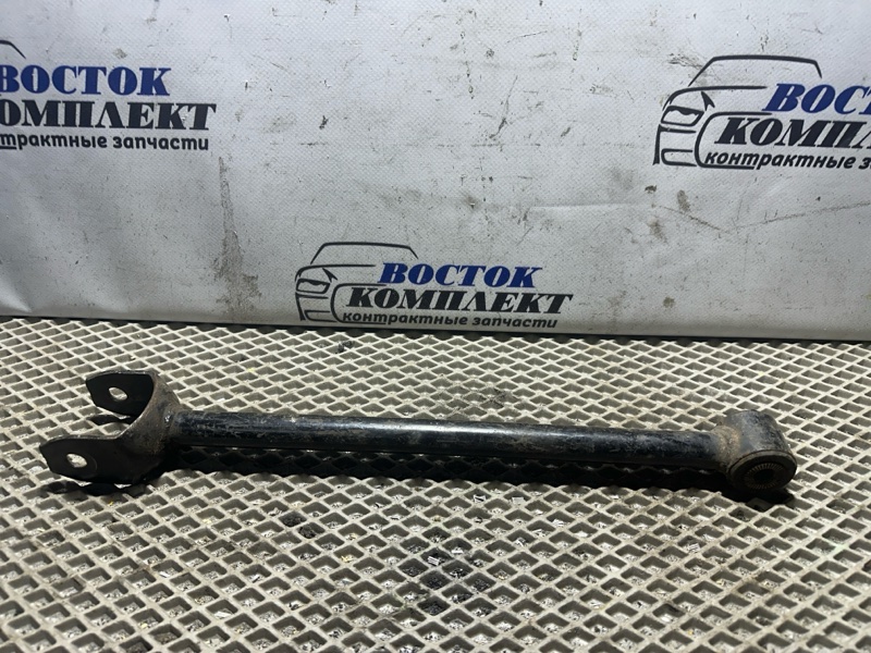 Рычаг подвески Toyota Mark II JZX100 1JZ-GE зад
