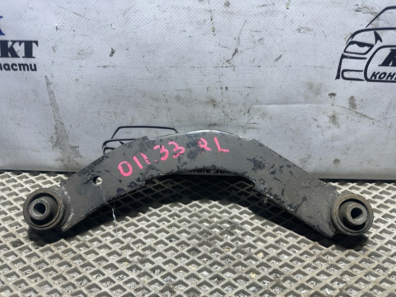 Рычаг подвески Mitsubishi Lancer Cargo CS2V 4G15 зад лев
