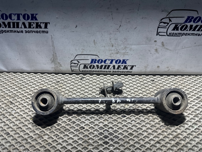 Тяга задняя Toyota Hiace KZH106W 1KZ-TE зад лев
