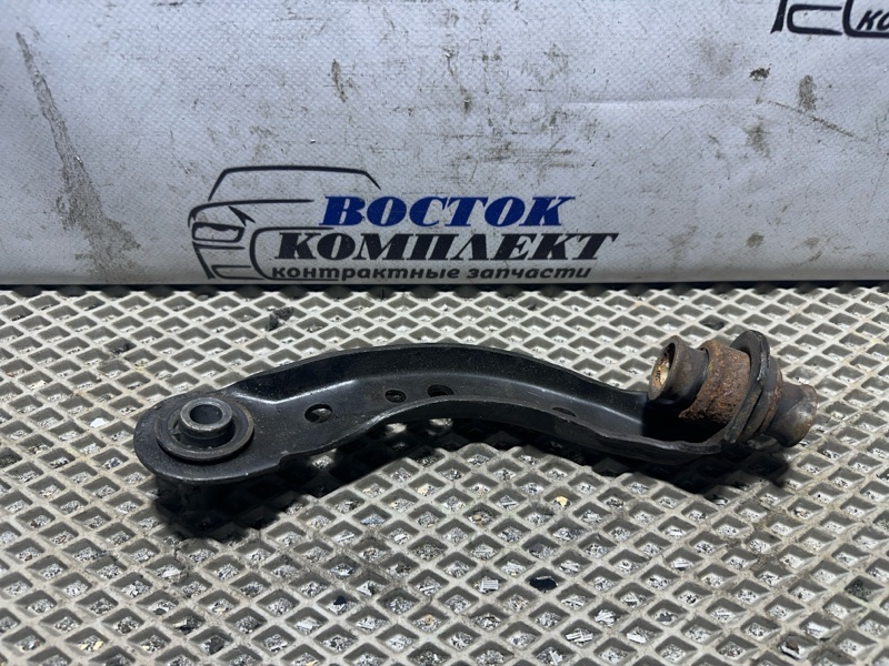 Рычаг подвески Nissan Cube Z12 HR15DE перед прав