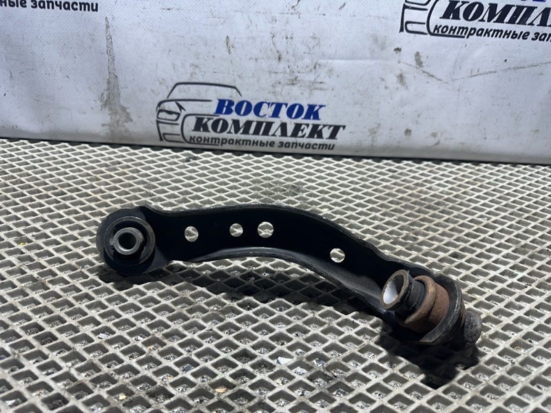 Рычаг подвески Nissan Cube BZ11 CR14DE перед прав