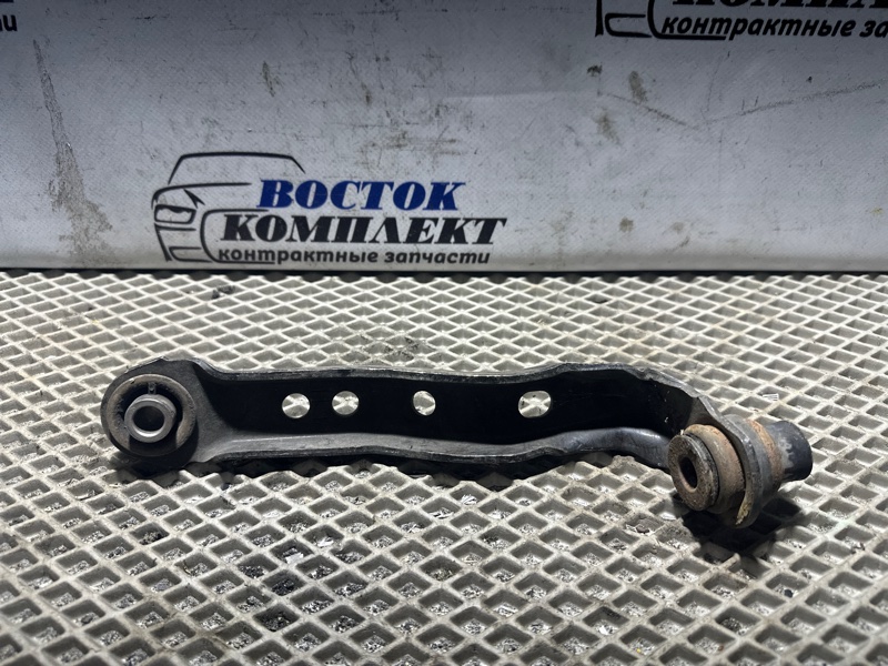 Рычаг подвески Nissan Cube BZ11 CR14DE перед лев