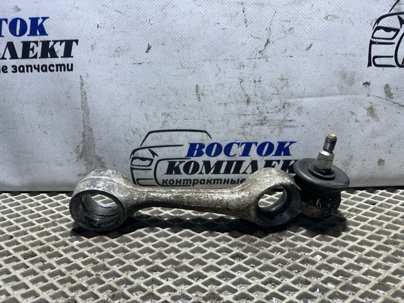 Рычаг подвески Mercedes-Benz E230 1984 W123 102.980 перед прав