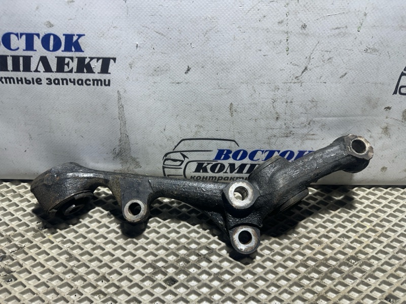 Рычаг подвески Toyota Mark II Blit 2003 JZX115W 1JZ-GE перед лев