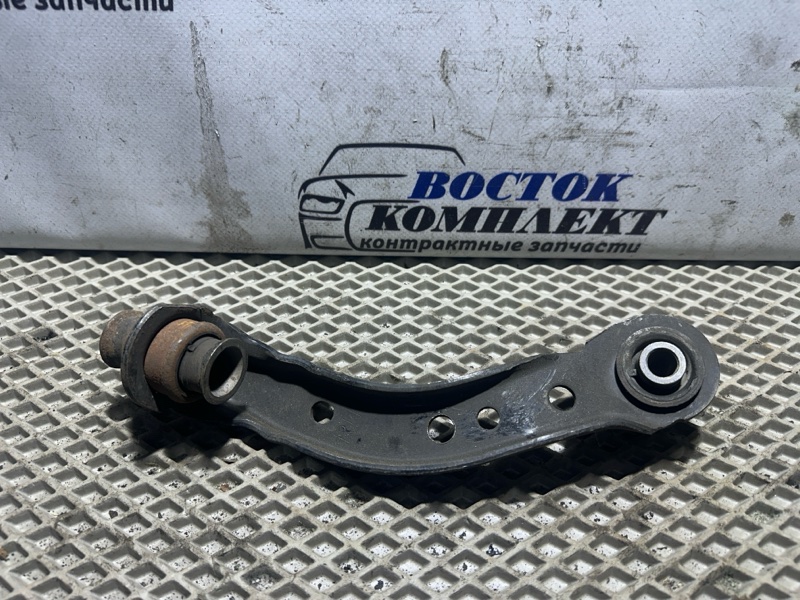 Рычаг подвески Nissan Tiida Latio SC11 HR15DE перед прав