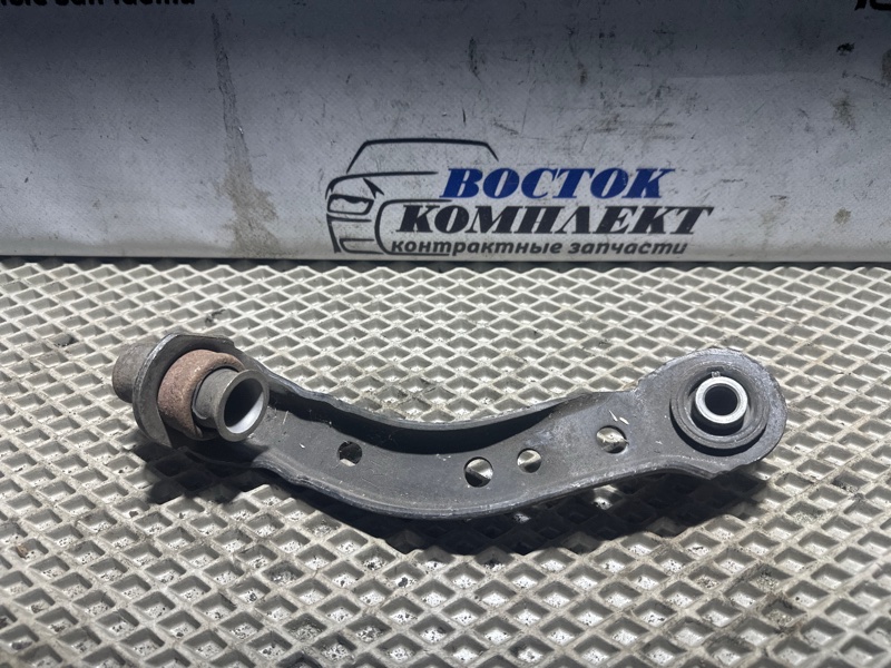 Рычаг подвески Nissan March AK12 CR12DE перед прав