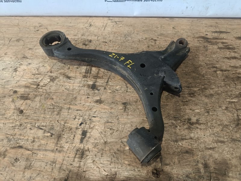 Рычаг подвески Honda Civic 2001 EU3 D17A перед прав