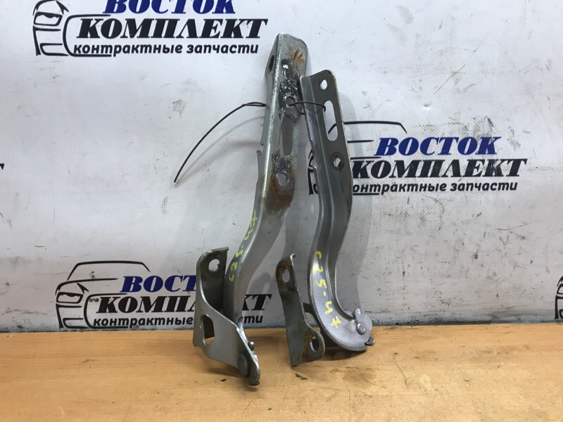 Петля капота Honda Fit GD1 L13A