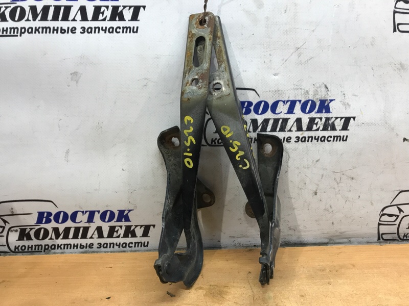 Петля капота Honda Stepwgn RG1 K20A