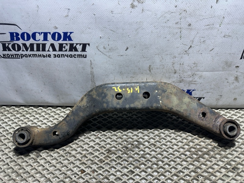 Рычаг подвески Nissan Serena TC24 QR20DE зад прав