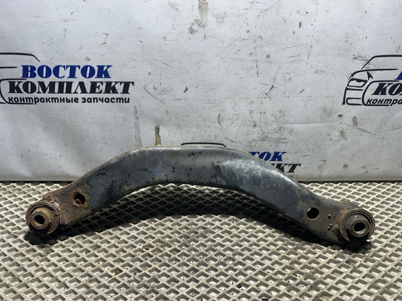 Рычаг подвески Nissan Serena 2006 CNC25 MR20DE зад лев