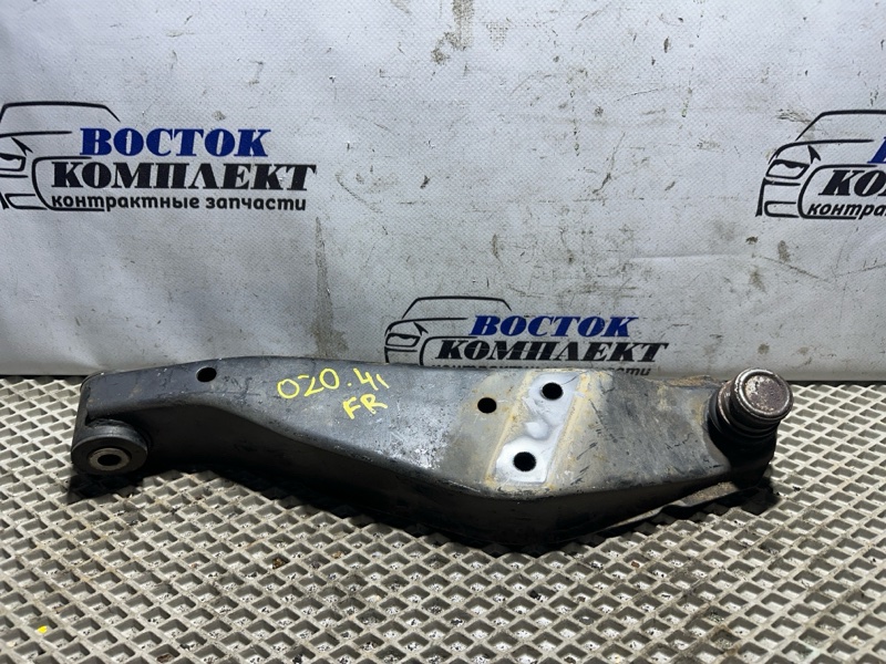 Рычаг подвески Subaru Sambar TT2 EN07 перед прав