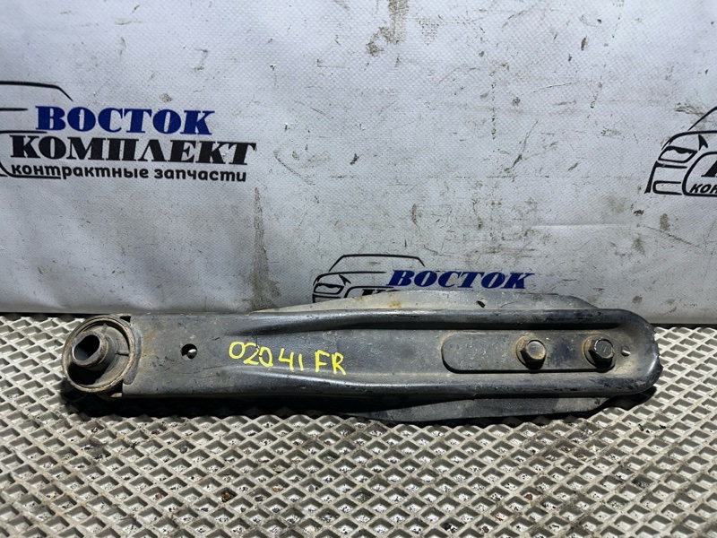 Рычаг подвески Subaru Sambar TT2 EN07 перед прав