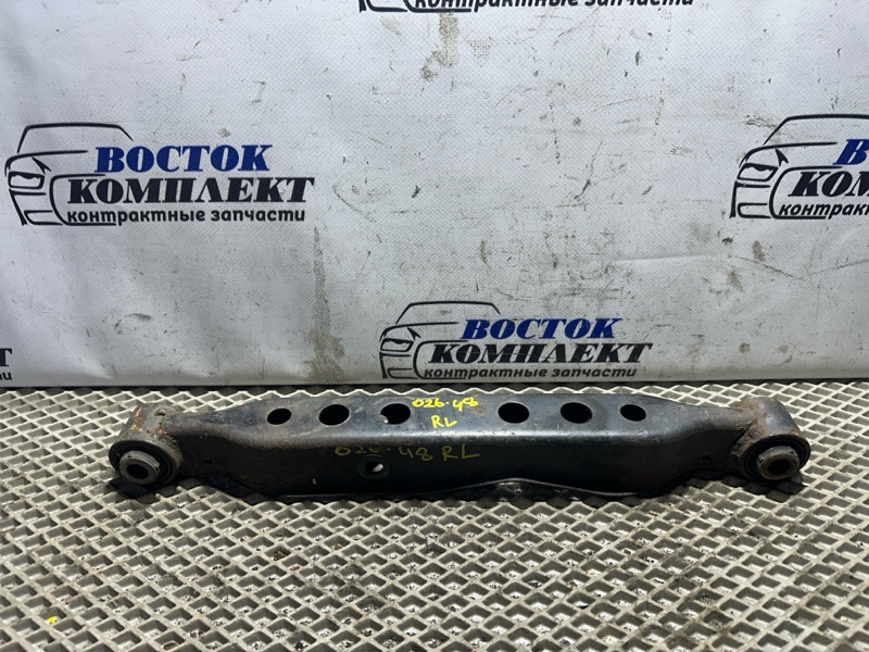 Рычаг подвески Nissan Serena 2006 CNC25 MR20DE зад лев