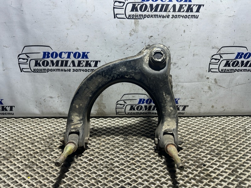 Рычаг подвески Mitsubishi Galant EA7A 4G94 перед прав