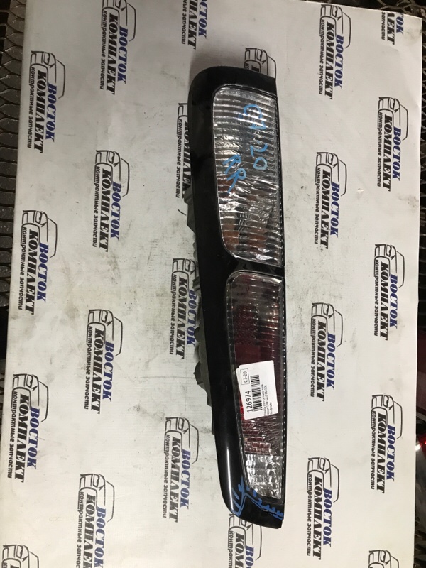 Фонарь стоп-сигнала Nissan Cube AZ10 CGA3DE прав