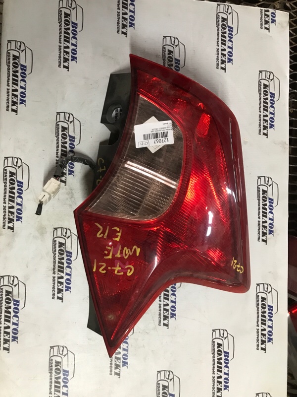 Фонарь стоп-сигнала Nissan Note E12 HR12DE лев