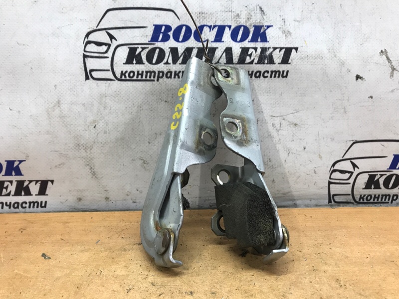 Петля капота Mitsubishi Colt 2003 Z25A 4G15