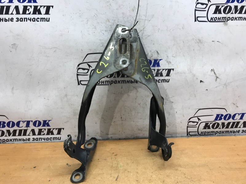 Петля капота Honda Stream RN7 R18A