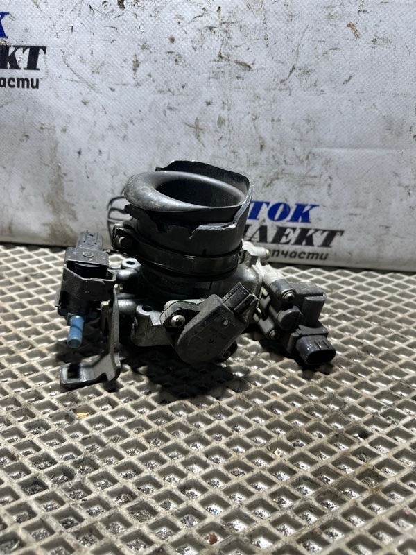 Заслонка дроссельная Honda Fit 2002 GD3 L15A