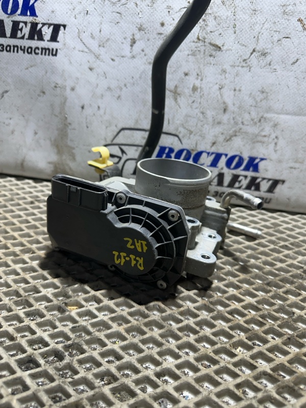 Заслонка дроссельная Toyota Noah AZR60G 1AZ-FSE