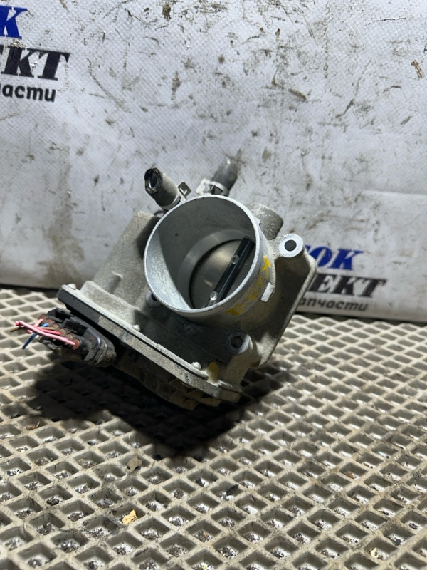Заслонка дроссельная Toyota Noah 2009 ZRR70W 3ZR-FE