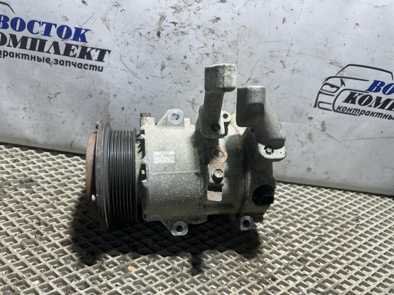 Компрессор кондиционера Toyota Voxy AZR60 1AZ-FSE