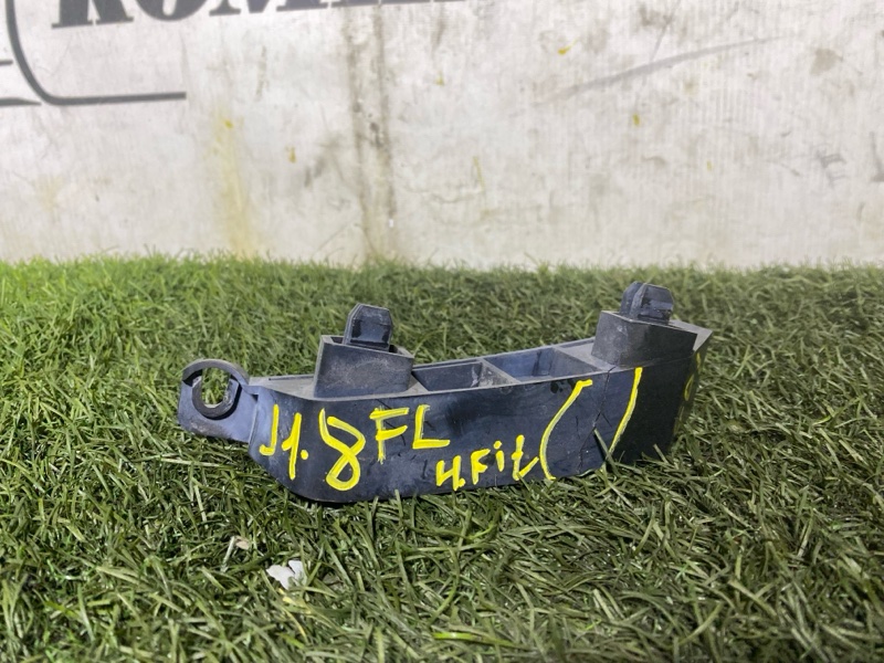 Клипса бампера Honda Fit 2005 GD1 L13A перед лев