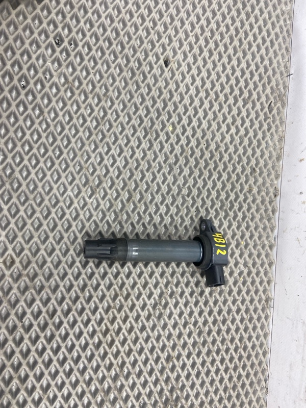 Катушка зажигания Mitsubishi Delica CV5W 4B12