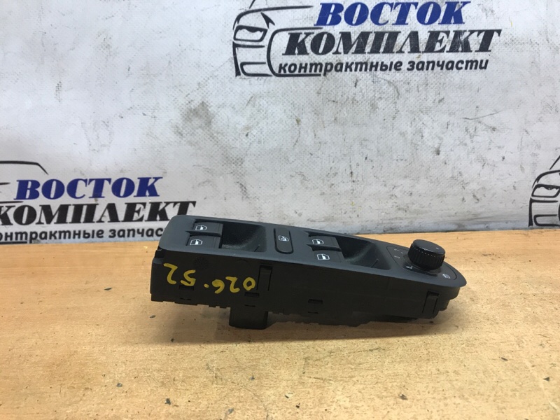 Блок управления стеклоподъемниками Volkswagen Touran 2010 1T3 CAVC