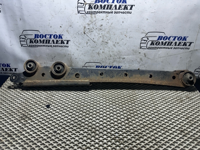 Рычаг подвески Toyota Passo KGC35 1KR-FE зад прав