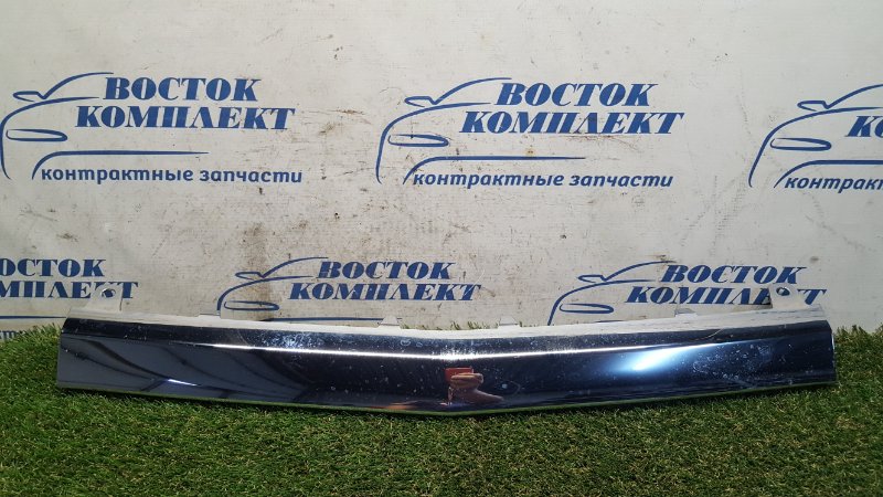 Накладка бампера Mercedes-Benz . перед