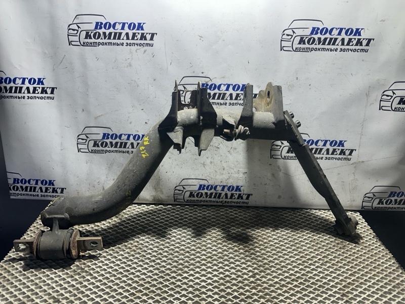 Рычаг подвески Honda Civic 2001 EU3 D17A зад прав