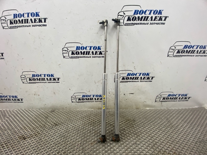 Амортизатор капота Volkswagen Golf 2001 1J1 APK